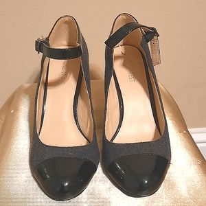 Gray Nine West Chunky heels 6.5